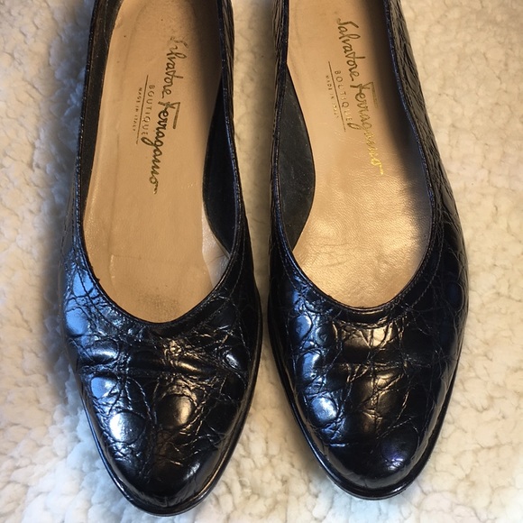 Salvatore Ferragamo Shoes - Salvatore Ferragamo black croc embossed flats Sz8